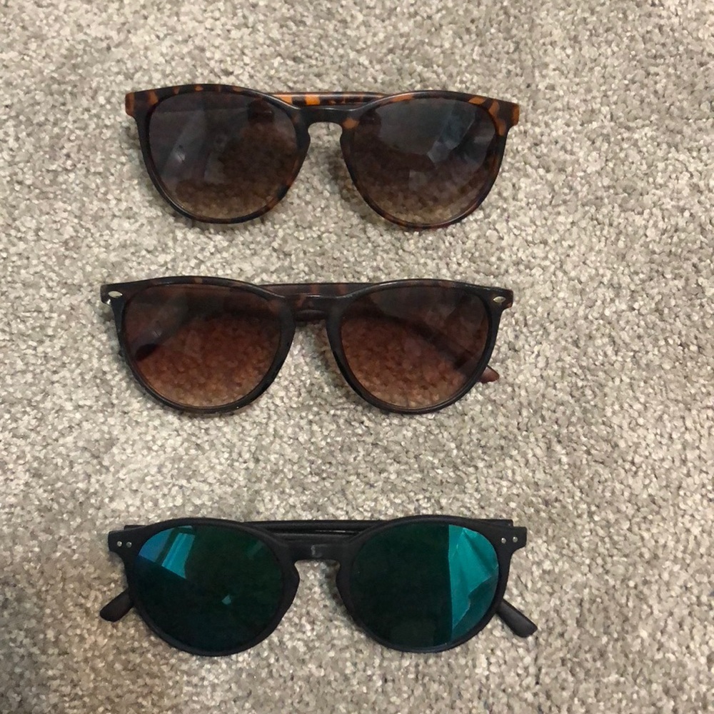 3 pairs of trendy sunglasses
